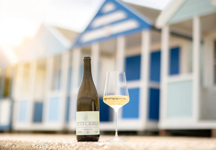 vivacious, floral and fruity aromas